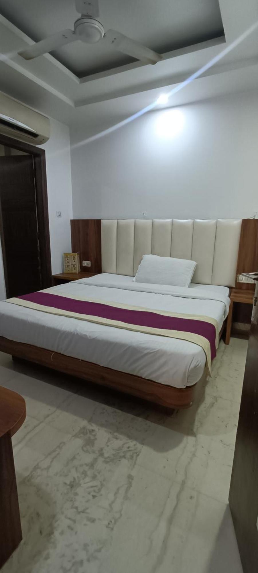 Hotel A10 New Delhi Eksteriør billede